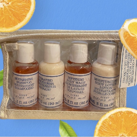 Ready To Go Travel Kit, Women’s, 4 Piece Bath Necessities, in Zippered Case, New - Picture 3 of 4